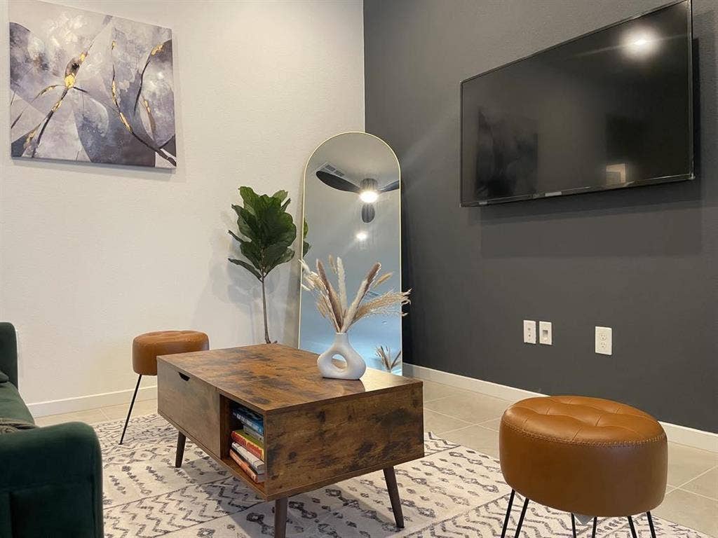 2 BR in Las Vegas