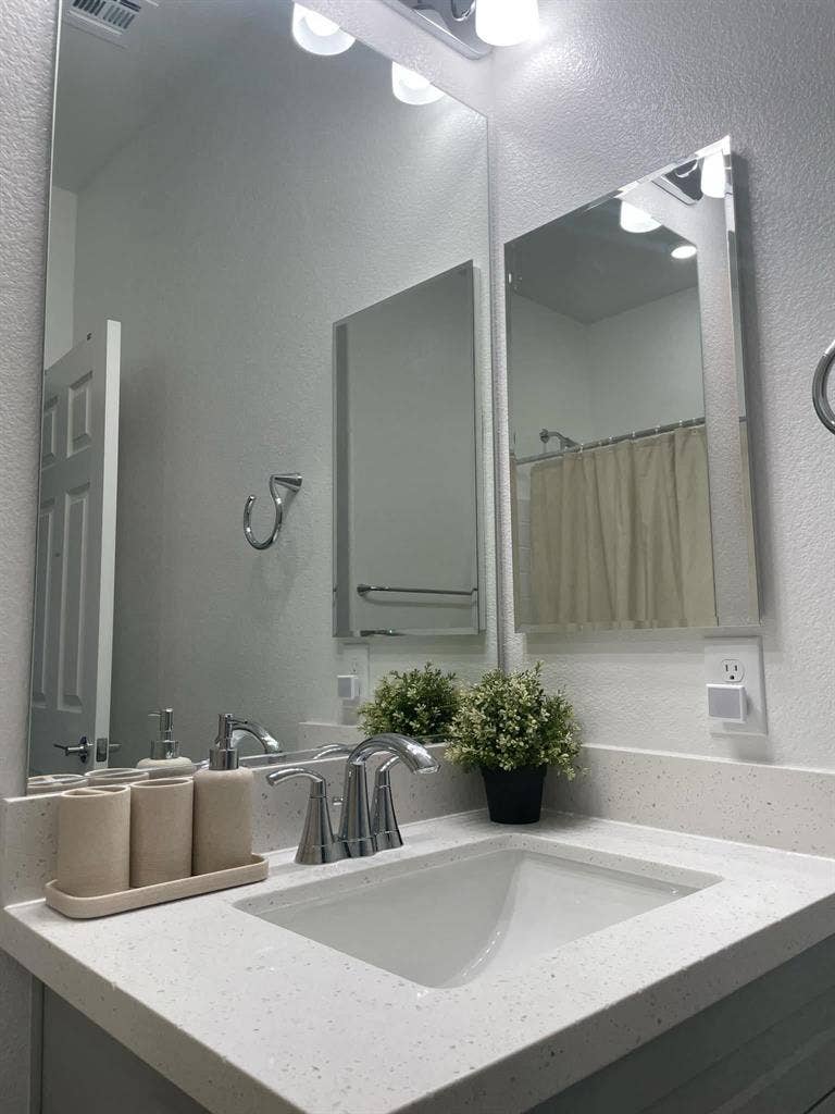 2 BR in Las Vegas