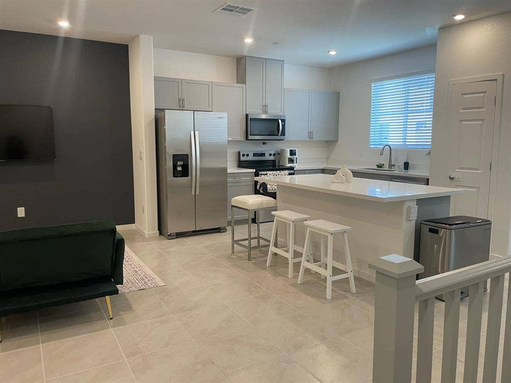 2 BR in Las Vegas