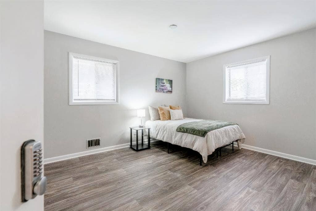6 BR in Atlanta