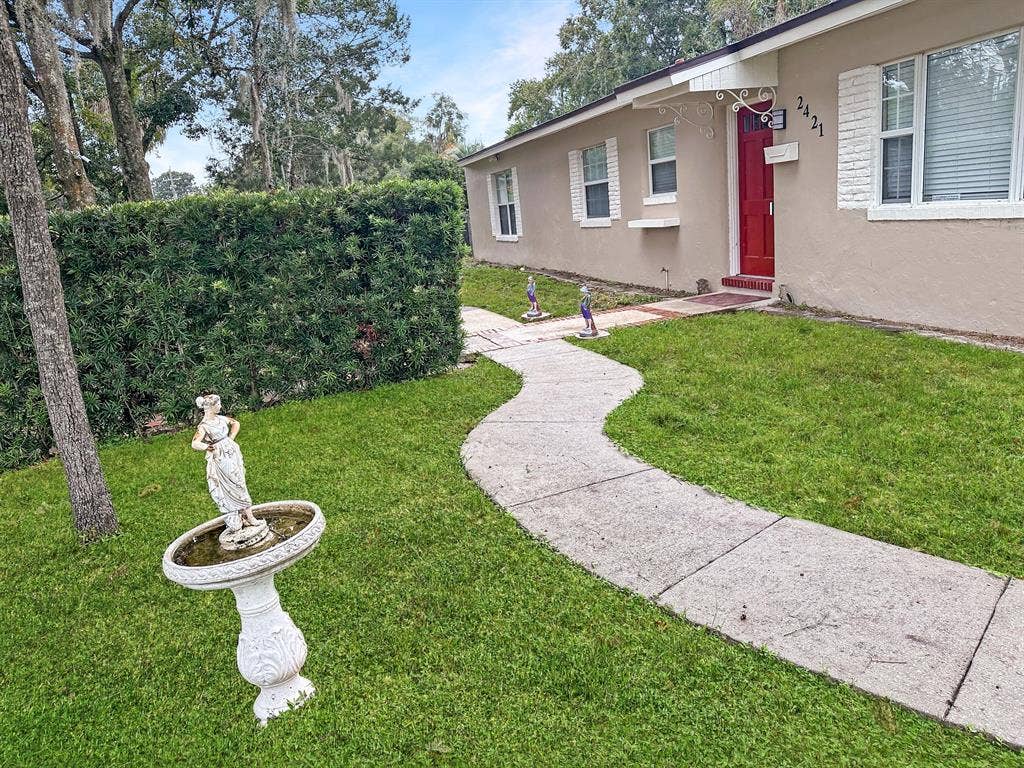 5 BR in Jacksonville