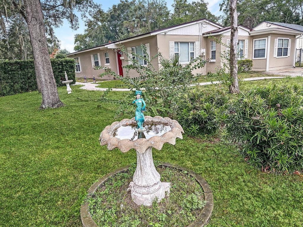 5 BR in Jacksonville