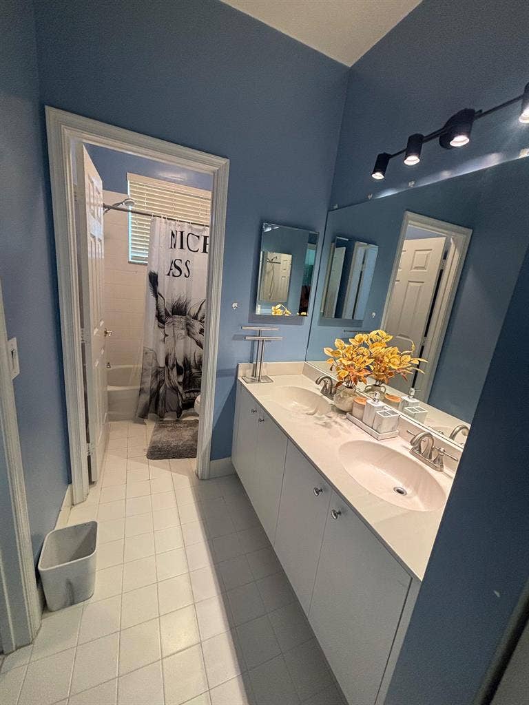 1 BR in Lauderdale Lakes