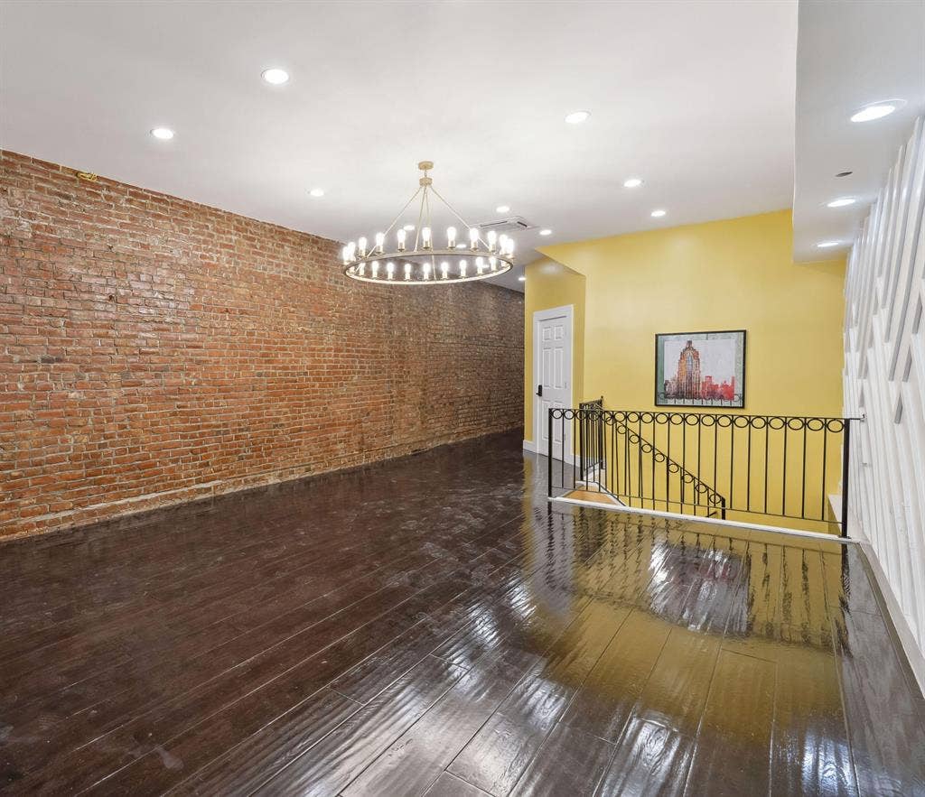 12 BR in Philadelphia
