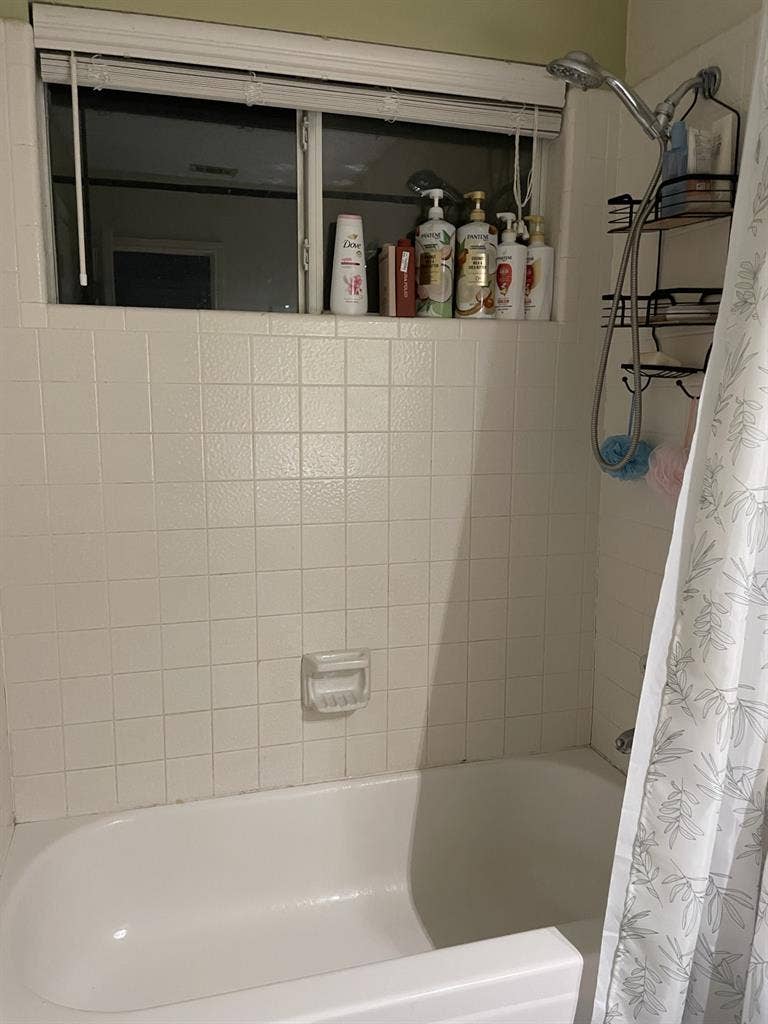 $ 
Room in  bath home