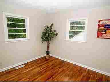 Beautiful 3 bdr house for rent