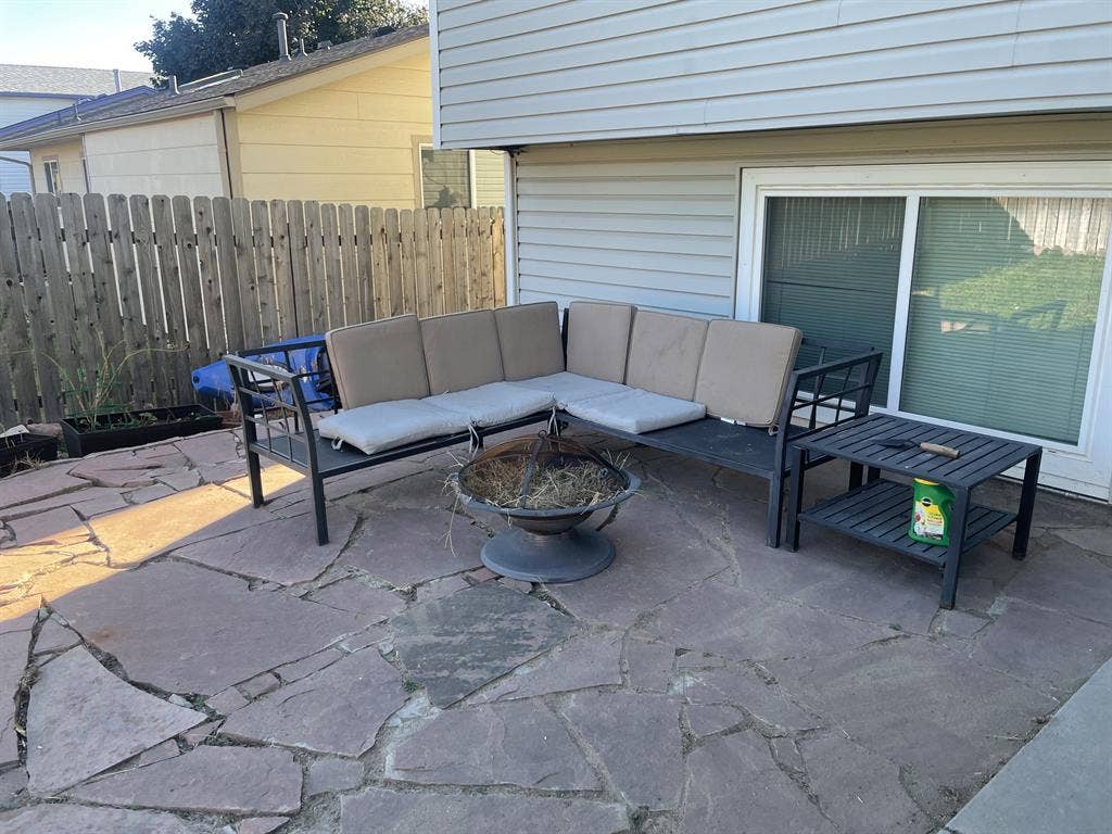 Seeking roommate near COS Airport