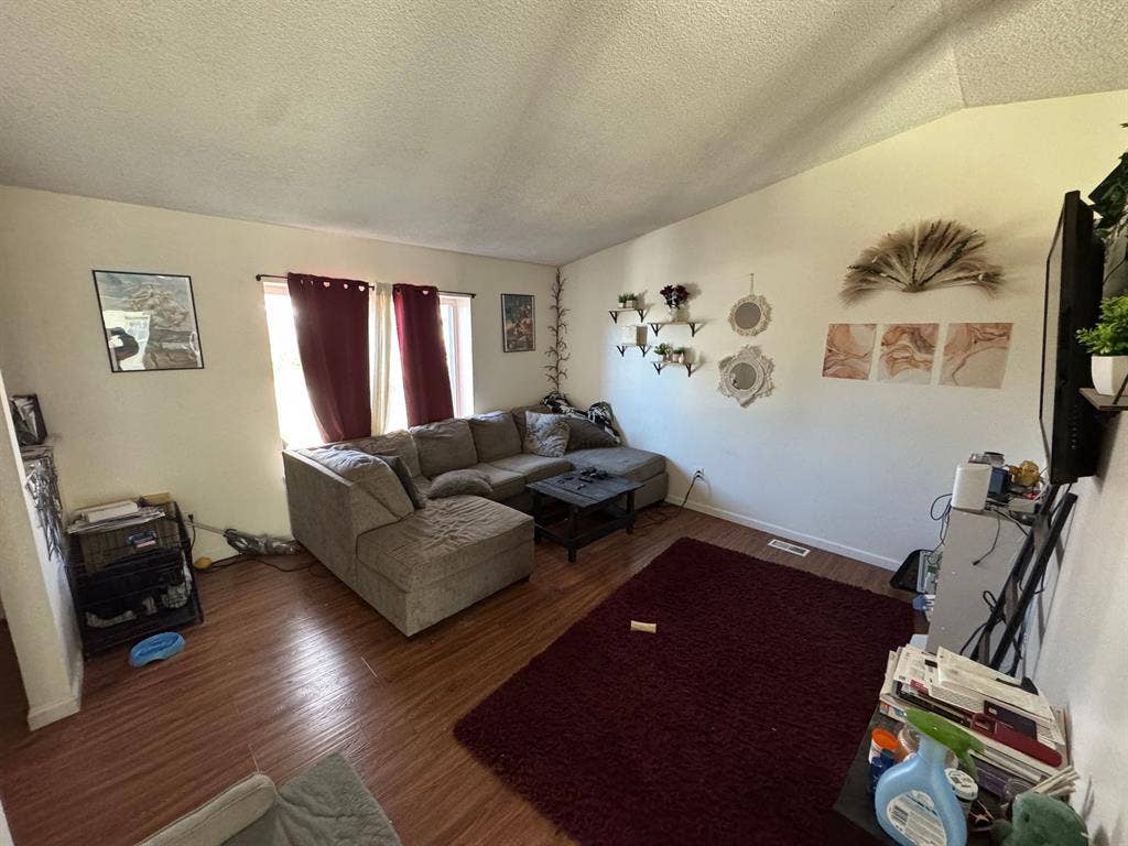 Seeking roommate near COS Airport