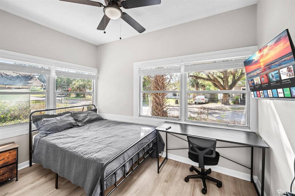 7 BR in Jacksonville