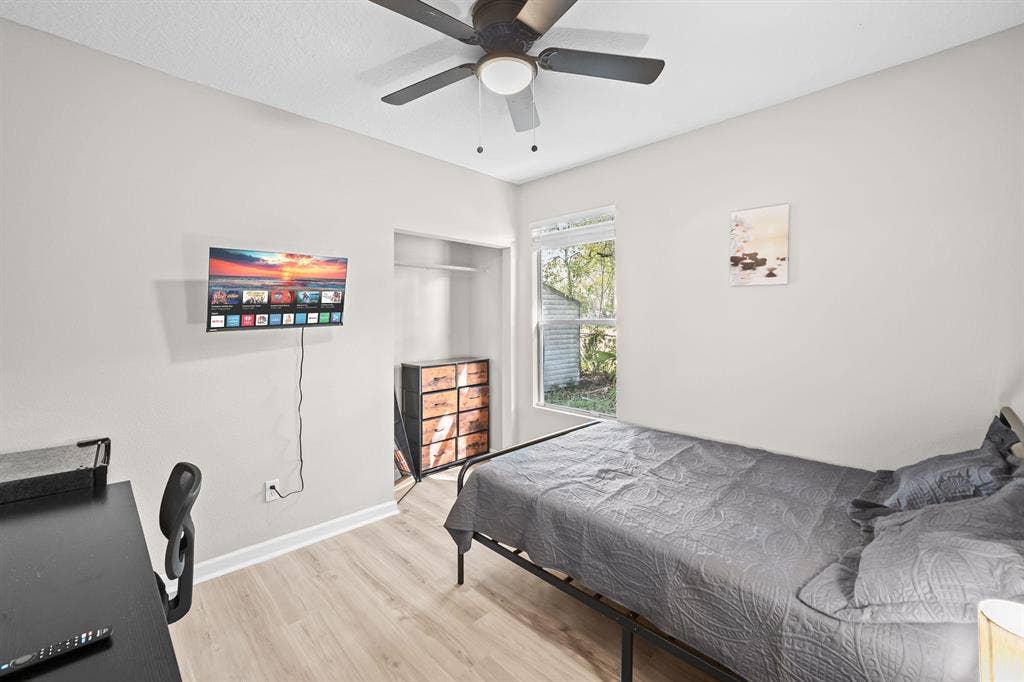 7 BR in Jacksonville
