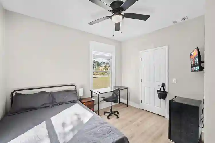 7 BR in Jacksonville