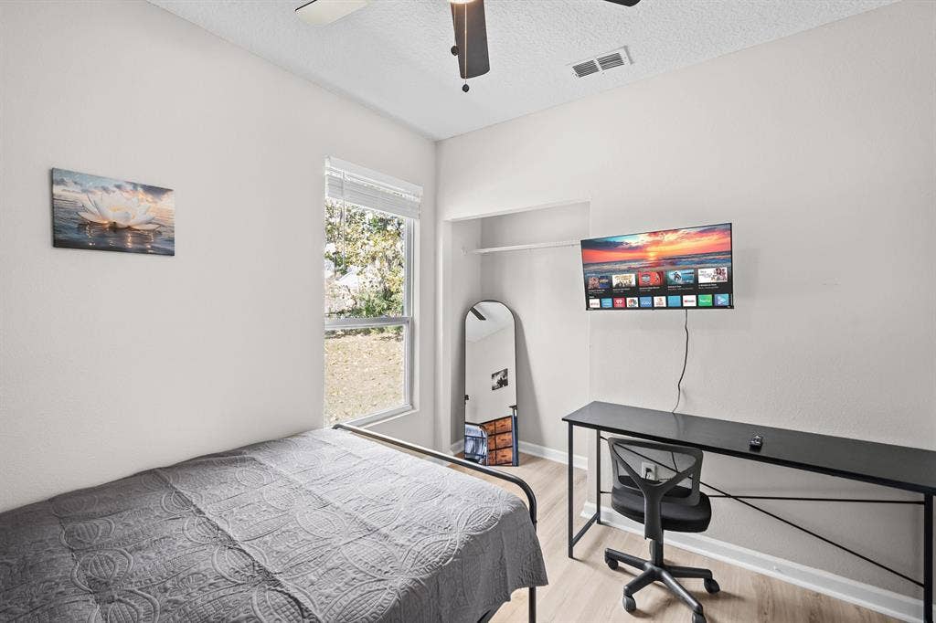 7 BR in Jacksonville