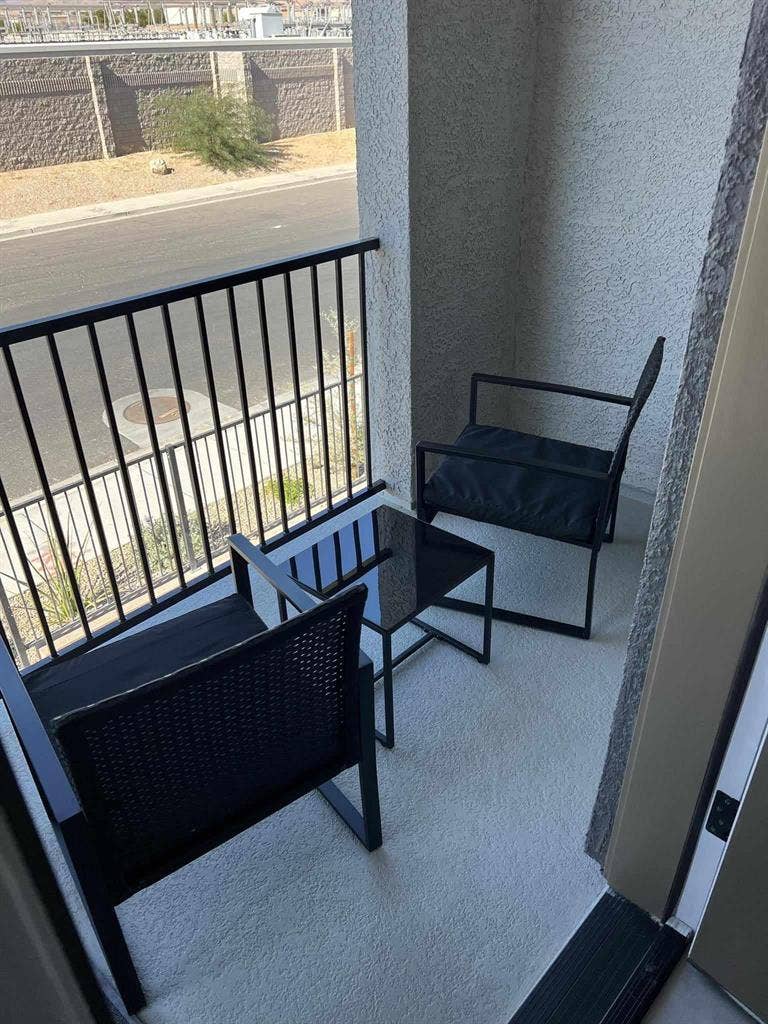 1 BR in Spring Valley