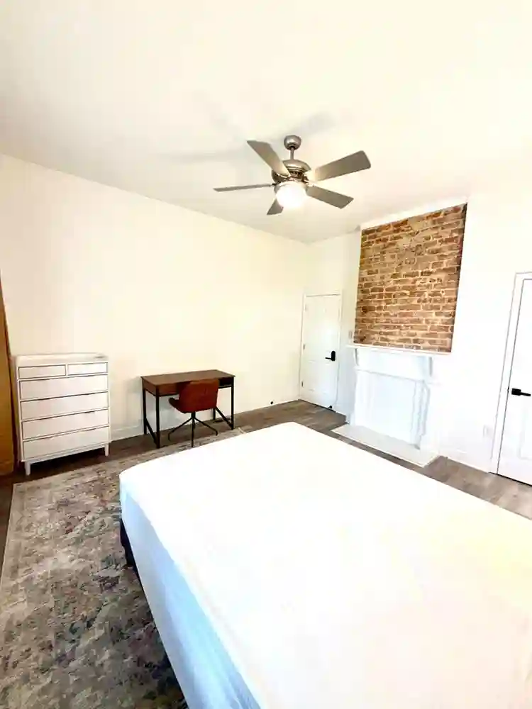 3 BR in Richmond