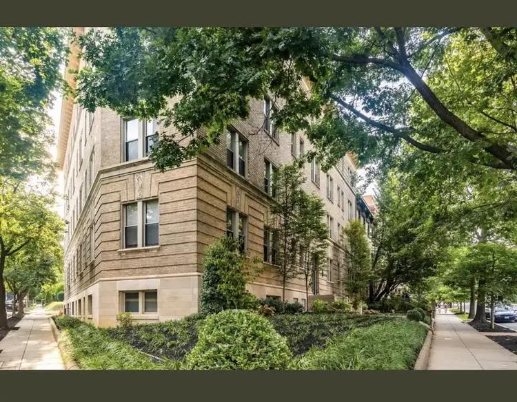 TAKEOVER ROOM FOR RENT CENTRAL DC