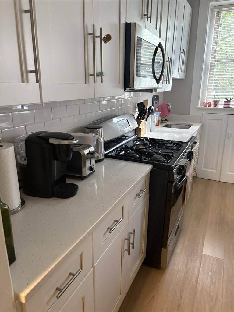 TAKEOVER ROOM FOR RENT CENTRAL DC