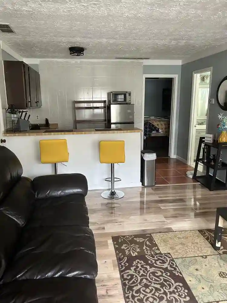 1 BR in Riverdale