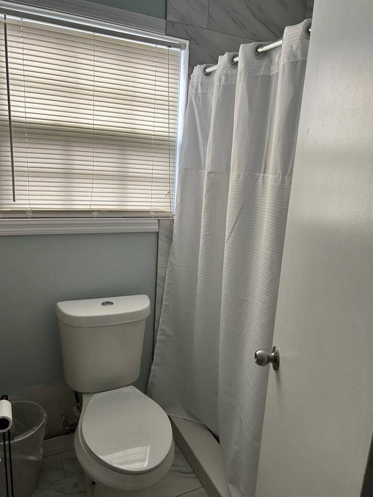1 BR in Riverdale