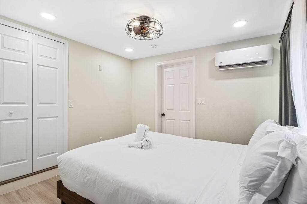 4 BR in St. Petersburg