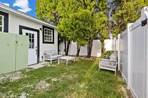 4 BR in St. Petersburg
