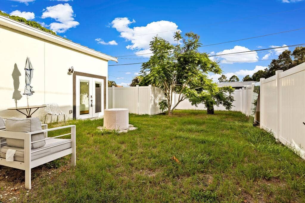 4 BR in St. Petersburg