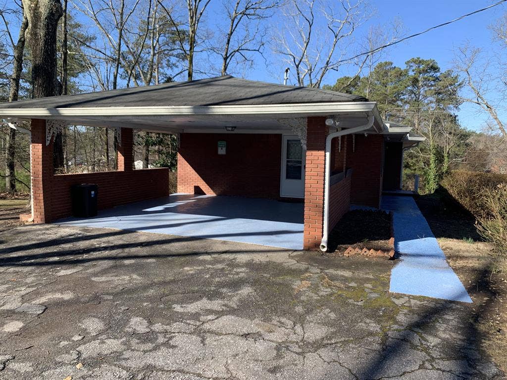 5 BR in Austell
