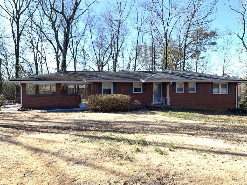 5 BR in Austell