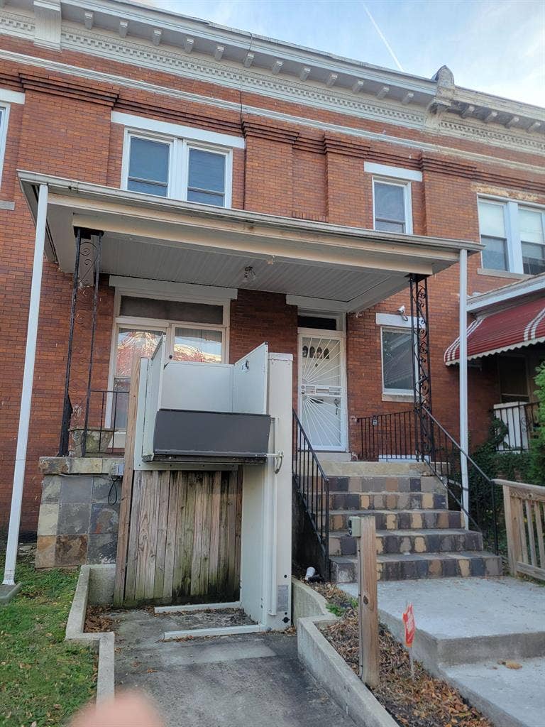 8 BR in Baltimore