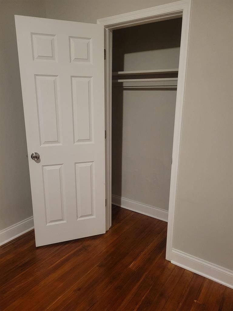 8 BR in Baltimore