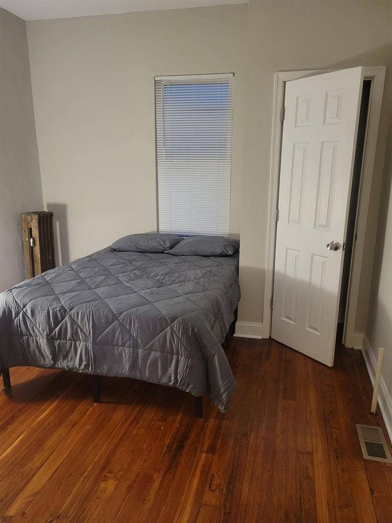 8 BR in Baltimore
