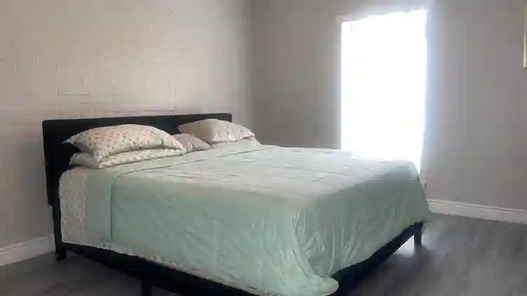 2 BR in Houston