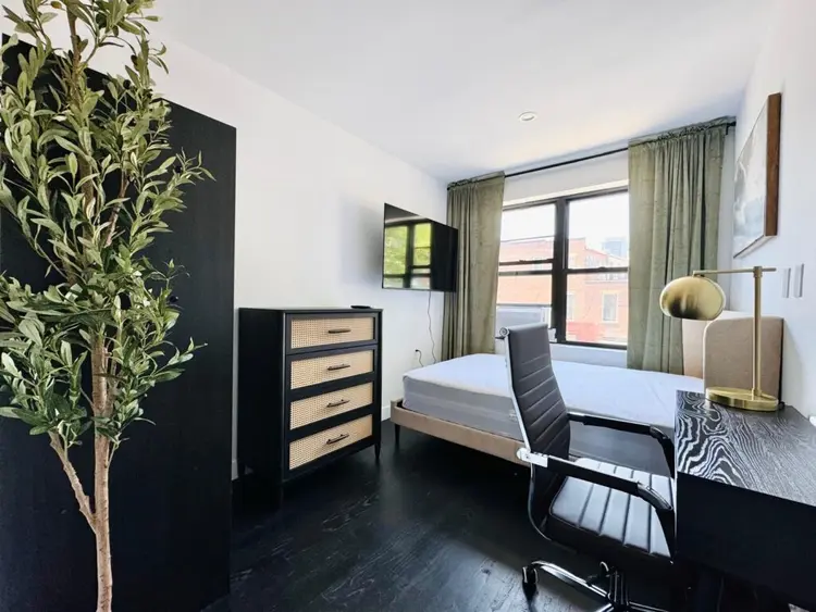 Vanderbilt Ave – #