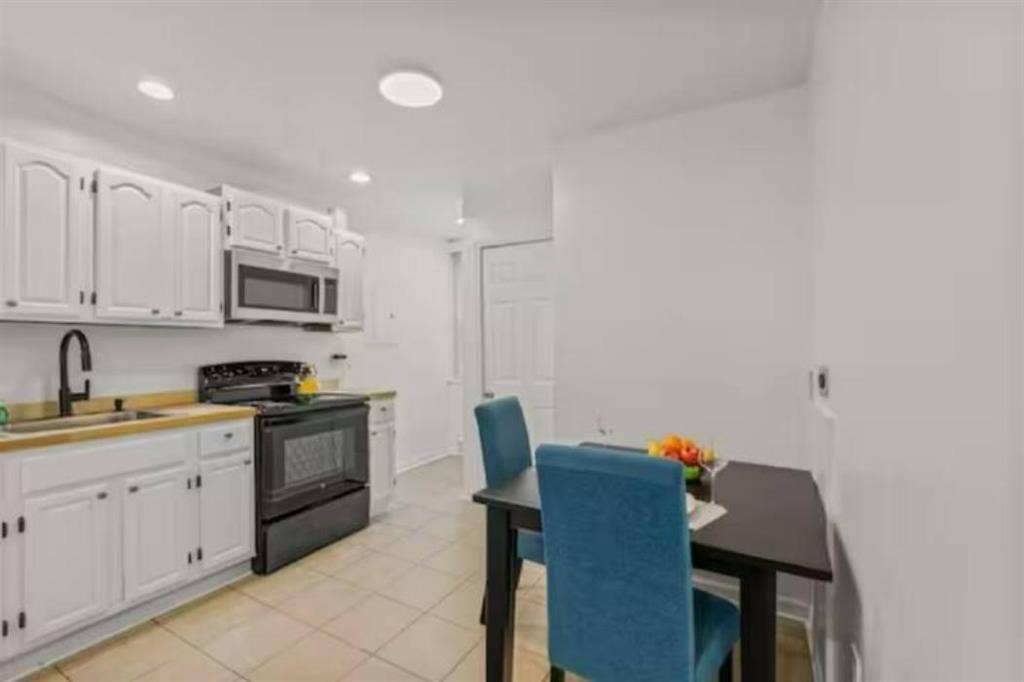 4 BR in Philadelphia