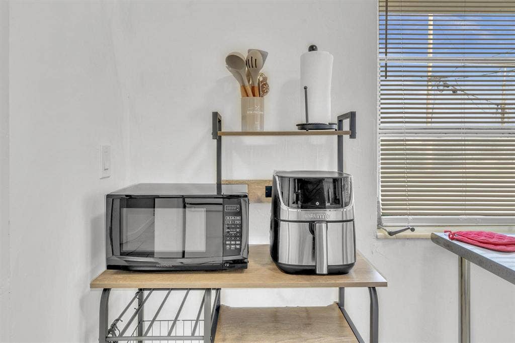 2 BR in Miami