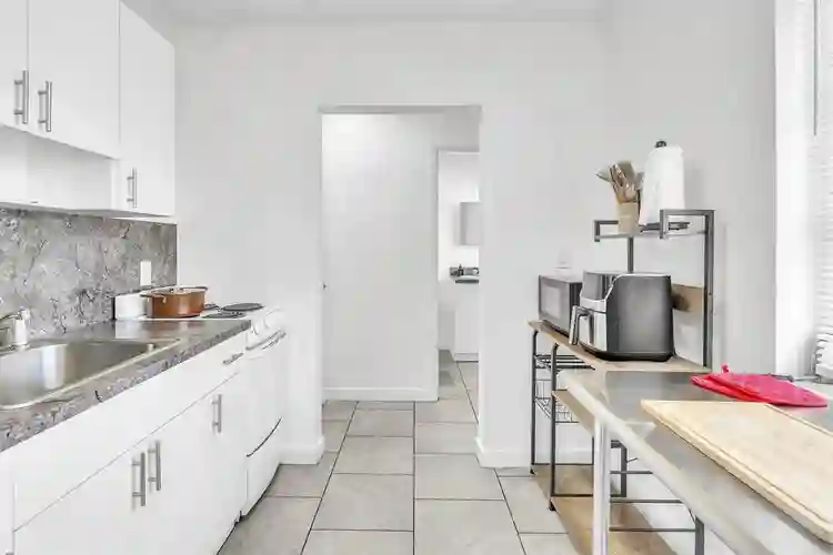 2 BR in Miami