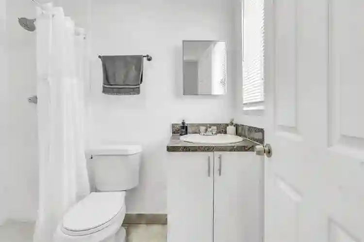 2 BR in Miami