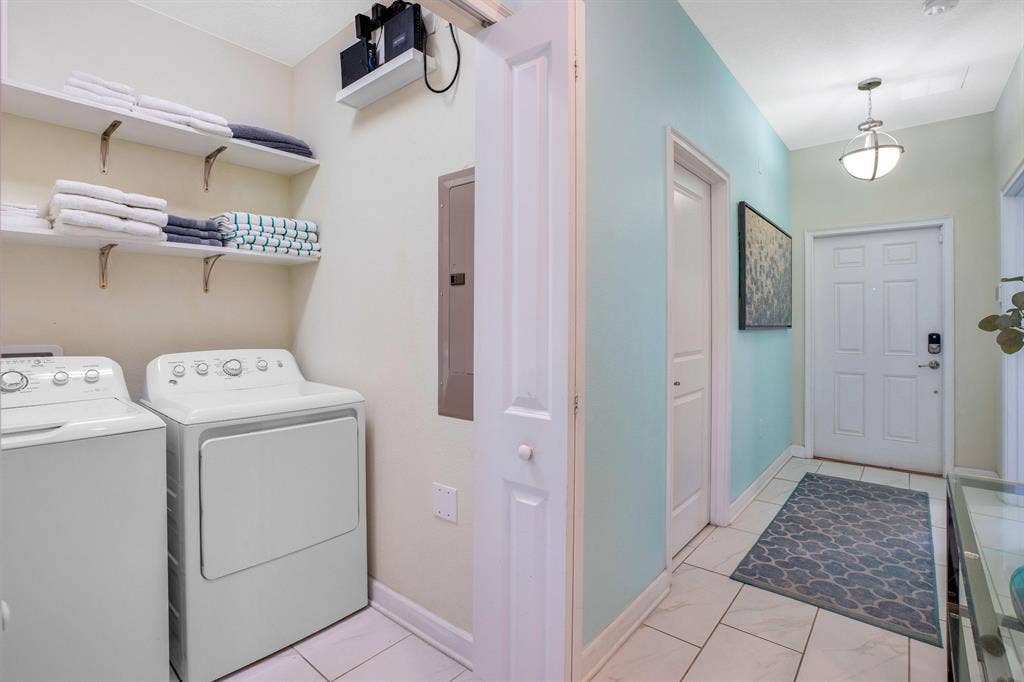 3 BR in Davenport