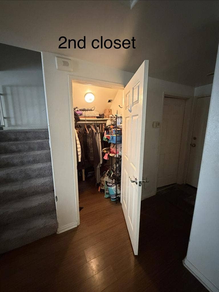 1 Bed - Private Bath - Sawtelle