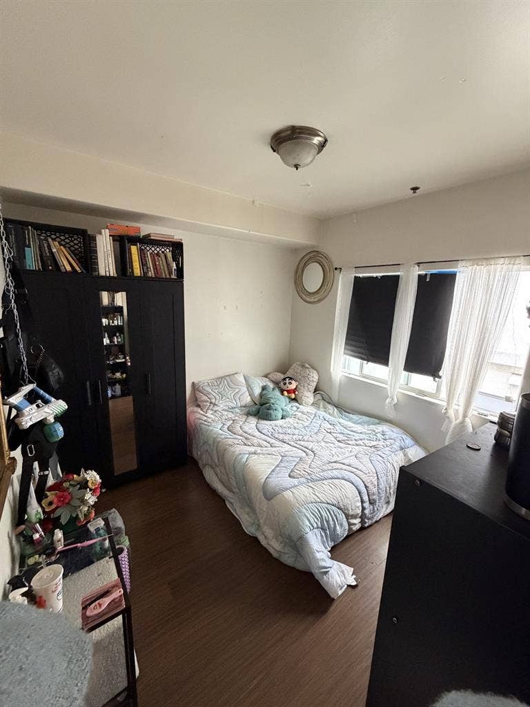 1 Bed - Private Bath - Sawtelle