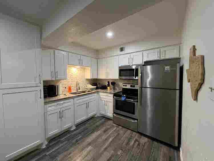 2 BR in Irving