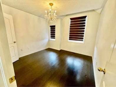 washroom unit for rent