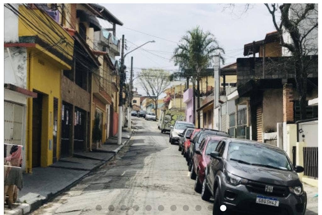 Quarto simples metrô para inglesa