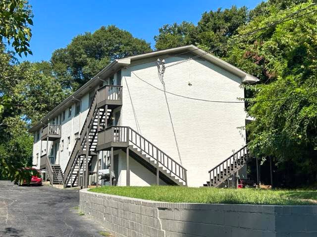 2 BR in Atlanta