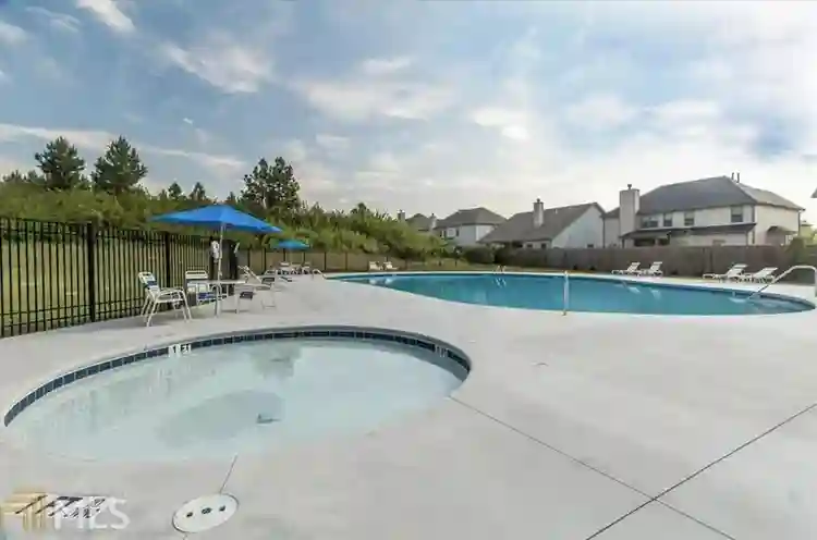 2 BR in Powder Springs