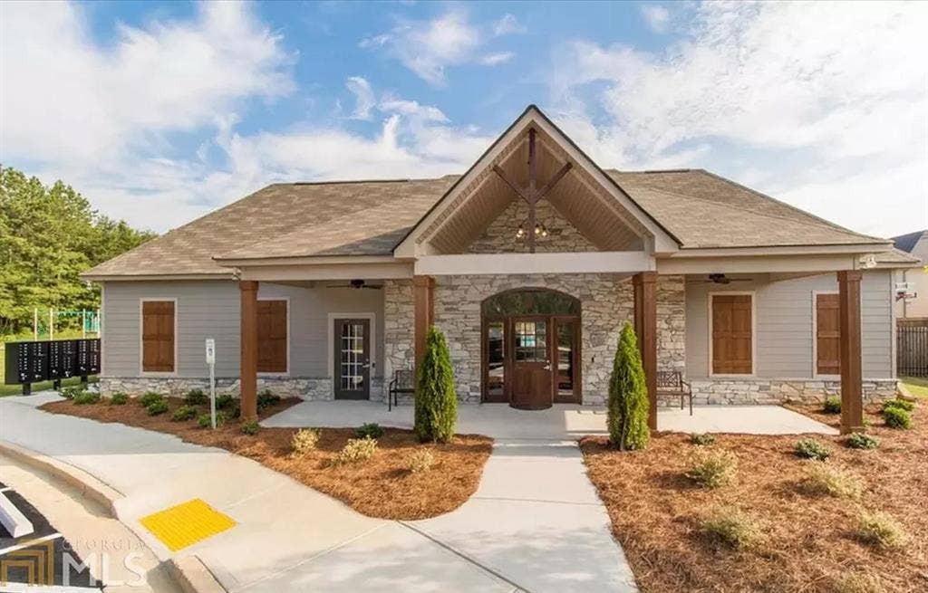 2 BR in Powder Springs