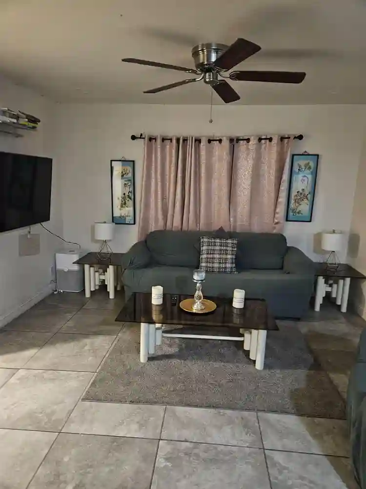 2 BR in Las Vegas