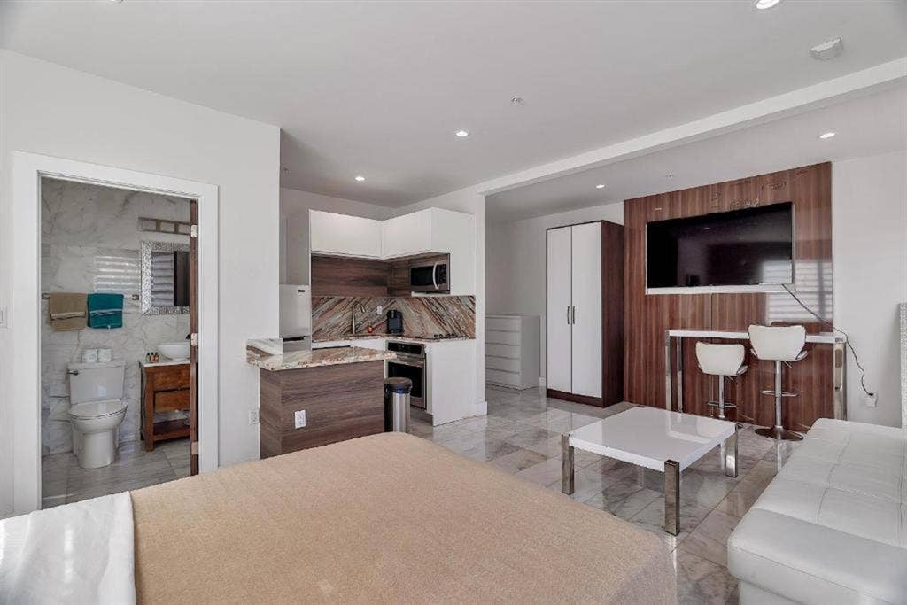 3 BR in Miami Beach