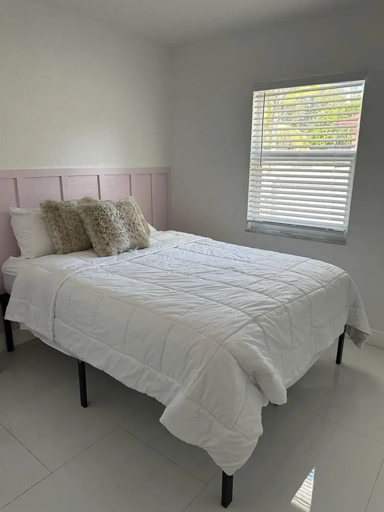 2 BR in Miami