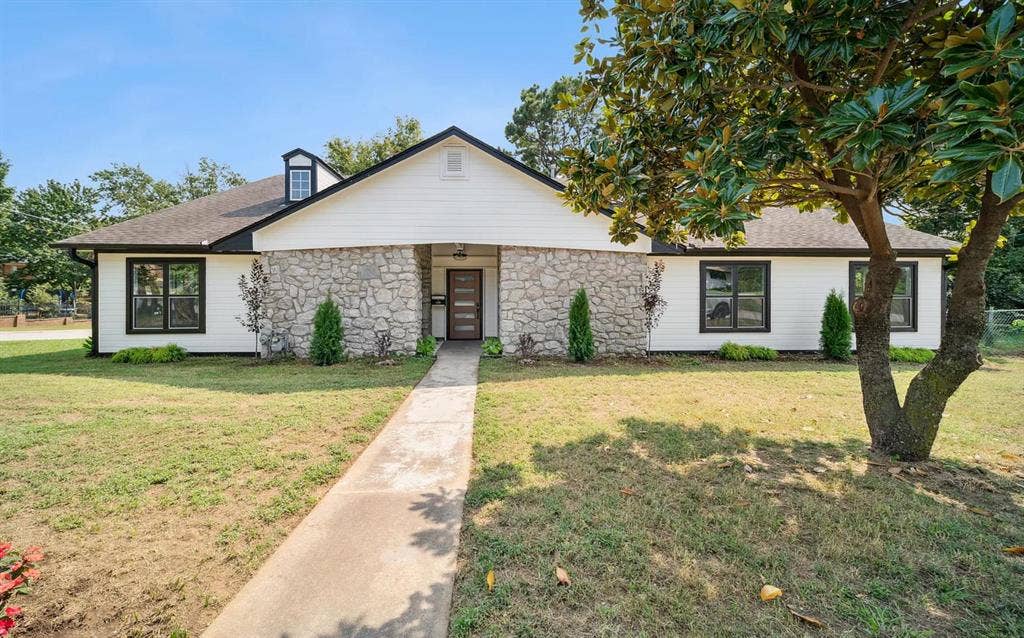 3 BR in Tulsa