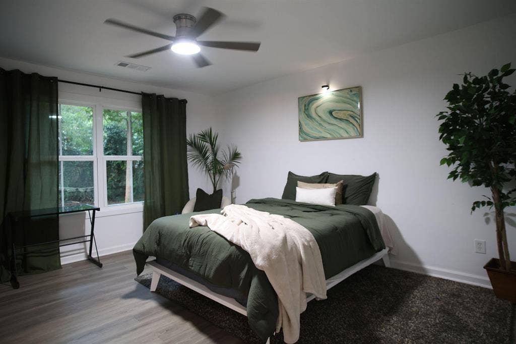 3 BR in Atlanta